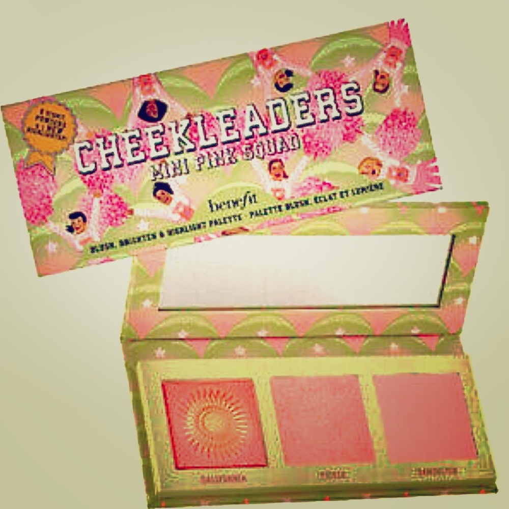 “Benefit” Color Blush Pallet!!